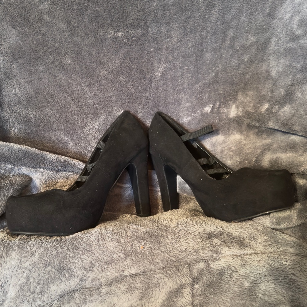 Torrid Black Platform Heels with elastic strappy accents